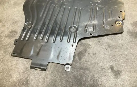 Land Rover Evoque II Other under body part L8D214F618AD W235X
