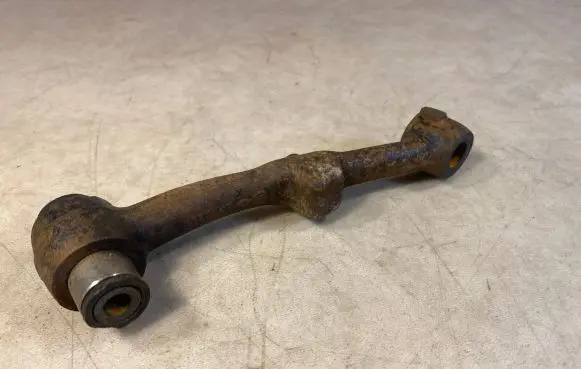 BMW 7 E23 Steering tie rod end 32211123273