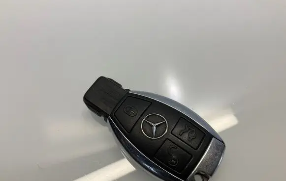 Mercedes-Benz E W212 Ignition key/card 