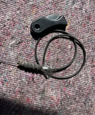 BMW 3 F30 F35 F31 Engine bonnet (hood) release handle 73137827309606