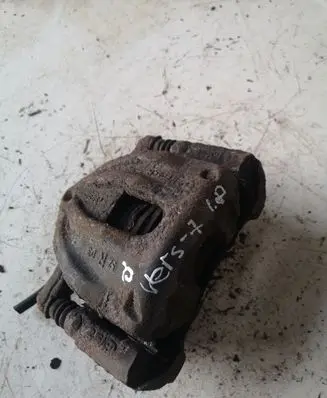 Toyota Corolla Verso AR10 Front brake caliper