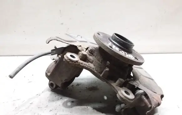 Volkswagen Touran II Front wheel hub