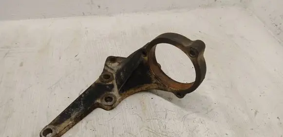 Nissan X-Trail T30 Driveshaft support bearing bracket 