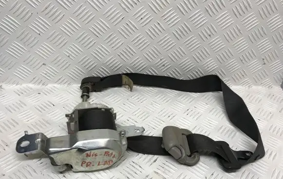 Nissan Pathfinder R51 Front seatbelt 7P1350P