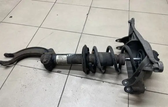 Front shock absorber with coil spring