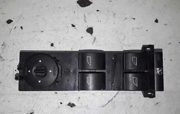 Ford Focus Electric window control switch 3M5T14A132AE