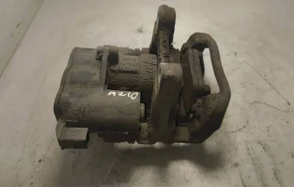 Mercedes-Benz CLA C118 X118 Rear brake caliper A2474230498