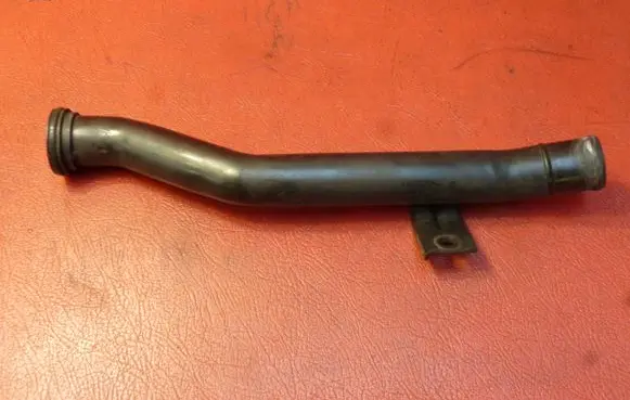 KIA Carnival Engine coolant pipe/hose