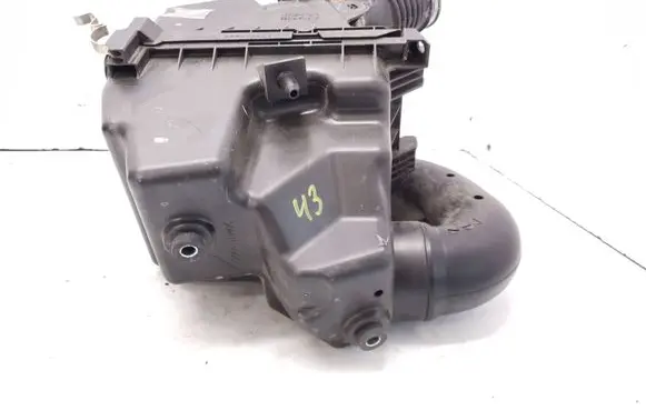 Toyota Yaris Air filter box 177010Y200 1788147070 222040V020