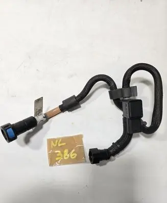 BMW 3 F30 F35 F31 Fuel pressure sensor 8573385