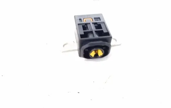 Mercedes-Benz GL X164 Battery relay fuse N000000004516