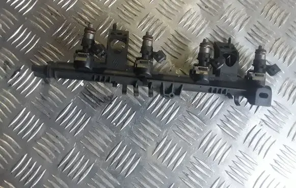 Renault Kangoo I Fuel injectors set 8200286064 8200292590