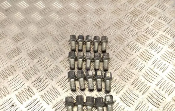 Audi A3 S3 8V Nuts/bolts 