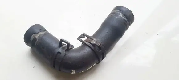 Opel Vectra B Air intake hose/pipe 90528773