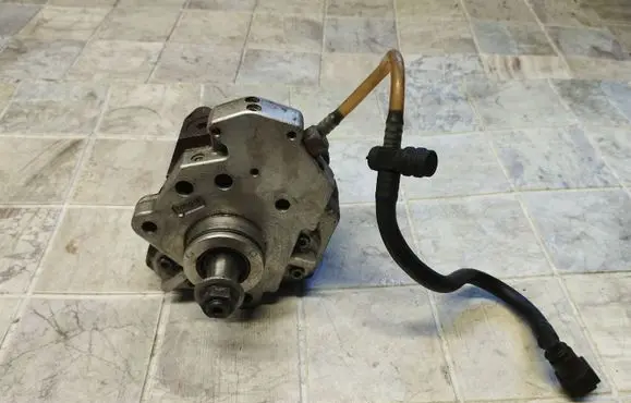 Renault Espace - Grand espace IV Fuel injection high pressure pump 0445010033 8200170377