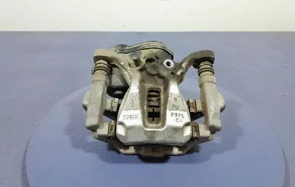 Toyota Corolla E10 Rear brake caliper 