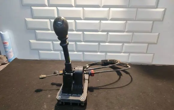 Renault Megane II Gear selector 0020030404