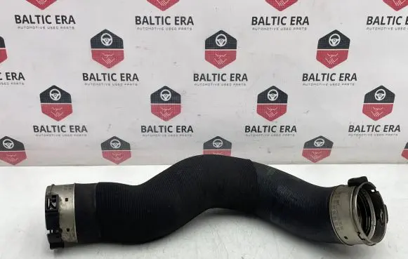 BMW 1 F20 F21 Intercooler hose/pipe 4742748 11279411