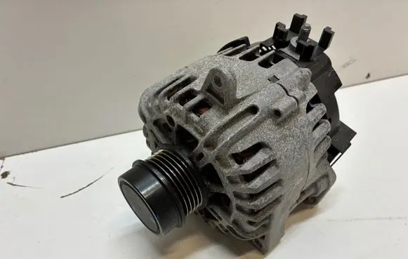 Opel Astra K Generator/alternator 39154505