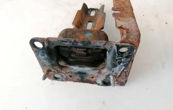 Citroen C3 Engine mount bracket 9680293280