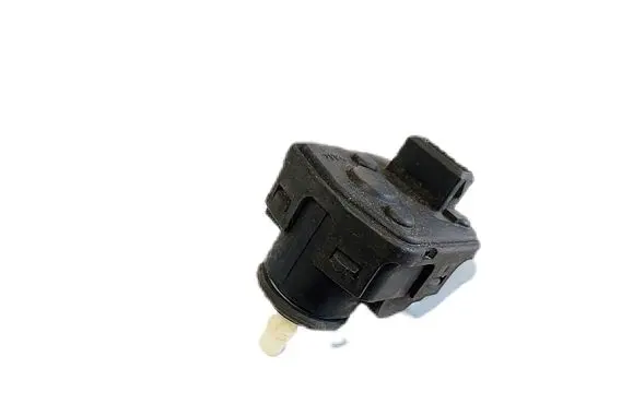 Volkswagen Golf III Headlight level adjustment motor 00728200