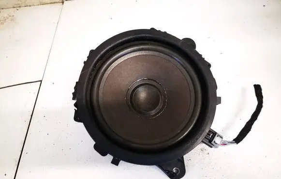 Volvo XC90 Front door speaker 30797139