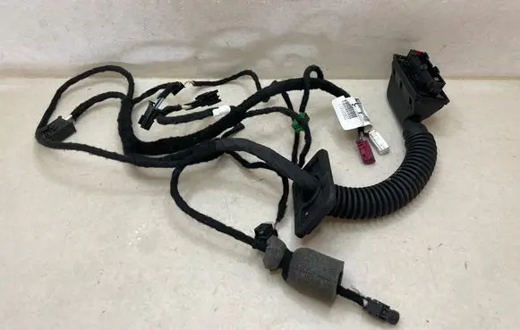 Mercedes-Benz GLE (W166 - C292) Front door wiring loom 4079213 33135613 8600