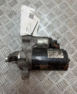 Volkswagen Polo V 6R Starter motor 03L911021G