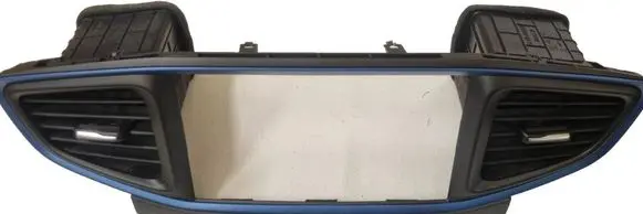 Hyundai Ioniq Dash center air vent grill 84740G2000