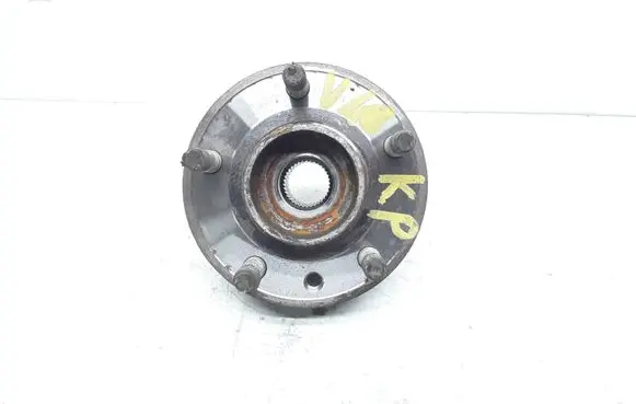 Volvo V40 Front wheel hub 