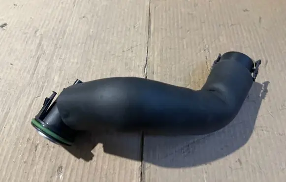 BMW 4 F32 F33 Breather/breather pipe/hose 7588417