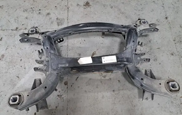 BMW X6 E71 Rear subframe 33316863815