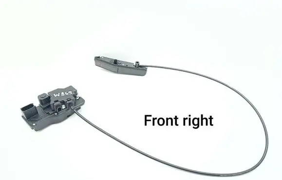 Chevrolet Corvette C6 Front door lock RFA00458