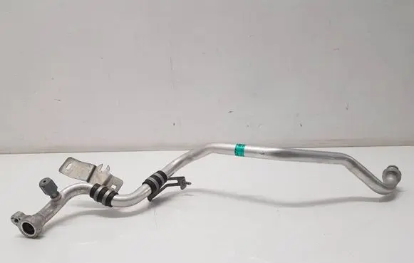 Air conditioning (A/C) pipe/hose