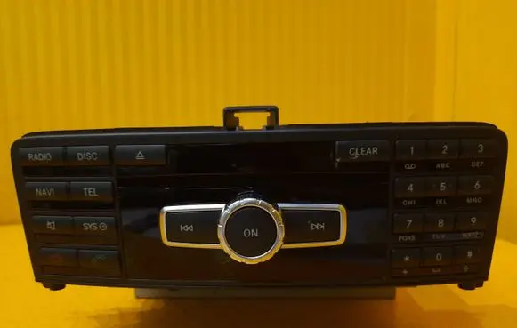 Mercedes-Benz SLC R172 Radio/CD/DVD/GPS head unit A1729006112