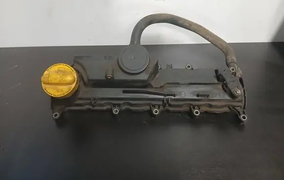 Citroen C5 Rocker cam cover PA6GF35 8200756123
