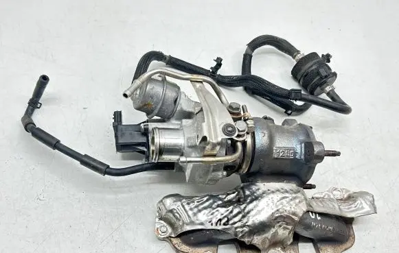 Nissan Pulsar Turbo 82104210 1441100Q3F 1441100Q3P