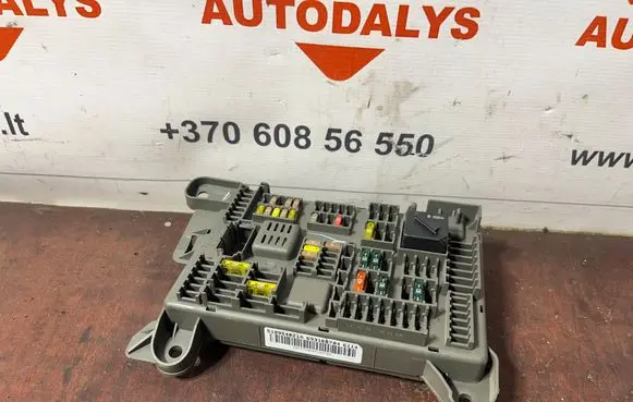 BMW X5 E70 Fuse module B010105300 4306701 518954021A