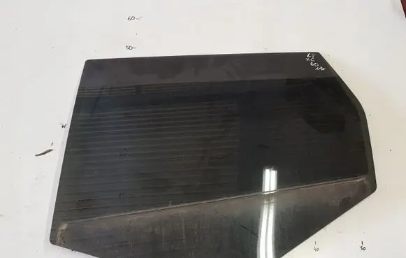 Volvo XC60 Sliding door window/glass 
