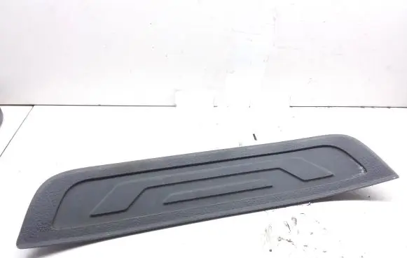 KIA Sorento Rear sill trim cover 858952P000