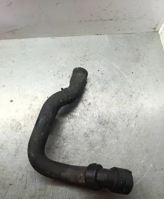 Audi A4 S4 B7 8E 8H Engine coolant pipe/hose 8e0121101c