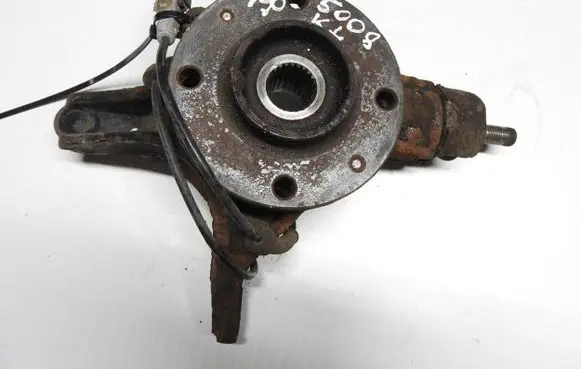Peugeot 5008 Front wheel hub spindle knuckle