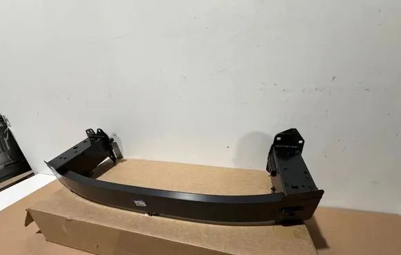 Volvo XC40 Front bumper cross member 32377486