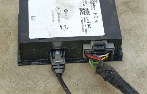 Opel Astra J Bluetooth control unit module 22829144 688437706 10R031494