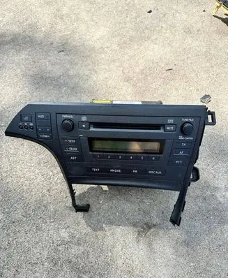 Toyota Prius (XW30) Radio/CD/DVD/GPS head unit 86120-47331