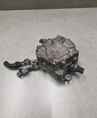 Audi A3 S3 8P Fuel injection high pressure pump 038145209M