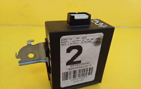 Toyota Yaris Door control unit/module 897410D040