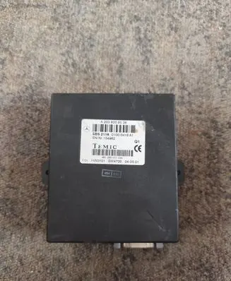 Mercedes-Benz CLK A208 C208 Alarm control unit/module A2038209526 461260001034 01000416A1