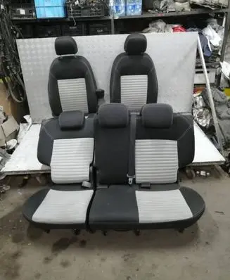 Seat set