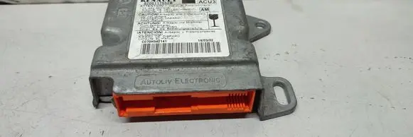 Renault Scenic I Airbag control unit/module 8200117652B C070H542141 600639500